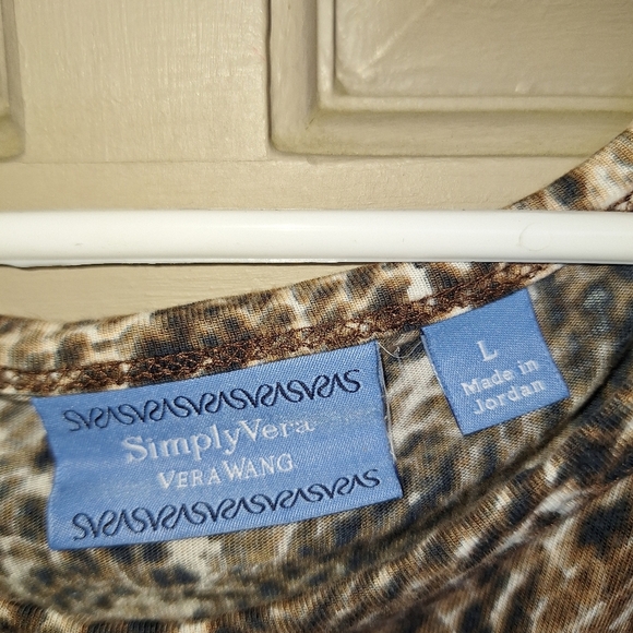 Simply Vera Vera Wang Blouse SzL Animal Print Puff Sleeves Cool and Comfy - Picture 3 of 5